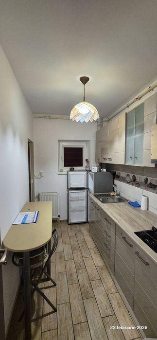 Inchiriez apartament  2 camere centru Brașov