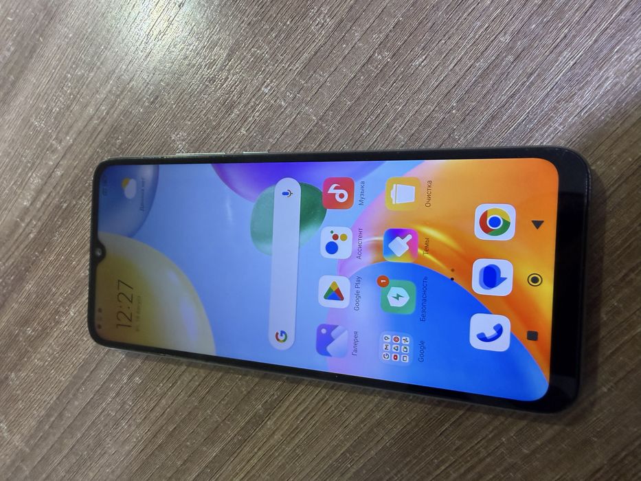 Xiaomi Redmi 10C в хорошем состоянии