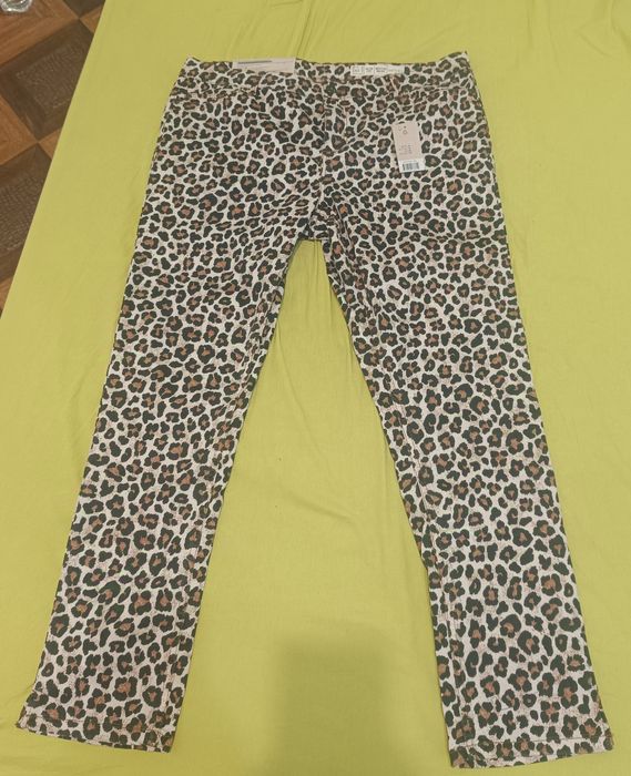 Дънки и панталони