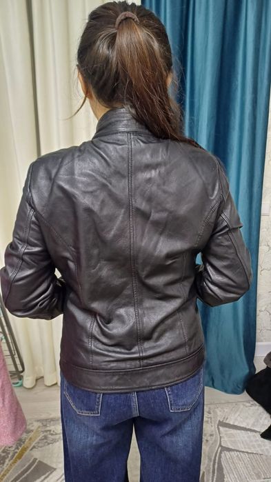 Продам кожаную куртку