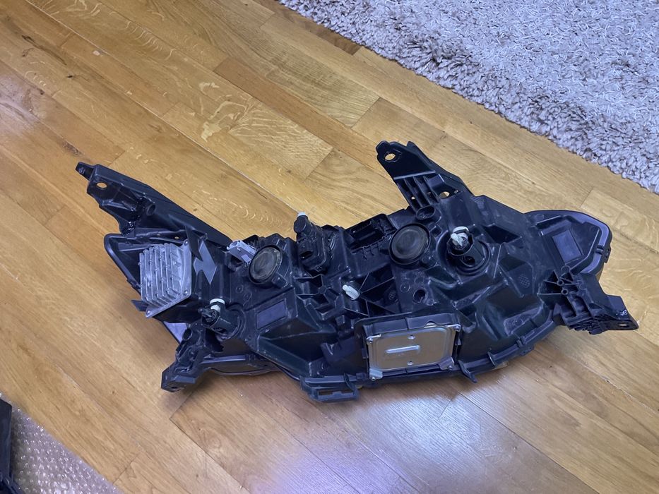 Far Full Led Renault Talisman stg