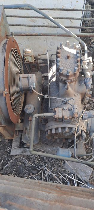 Двигатель мотор на  Т-25