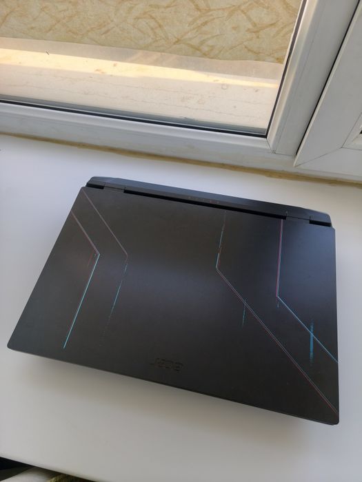 Продам игровой ноутбук Acer Nitro 5