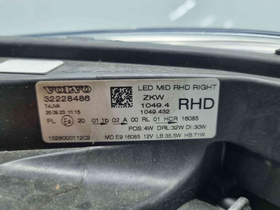 Far dreapta Volvo V40 II Rdesign [Fabr 2013-2019] 32228486