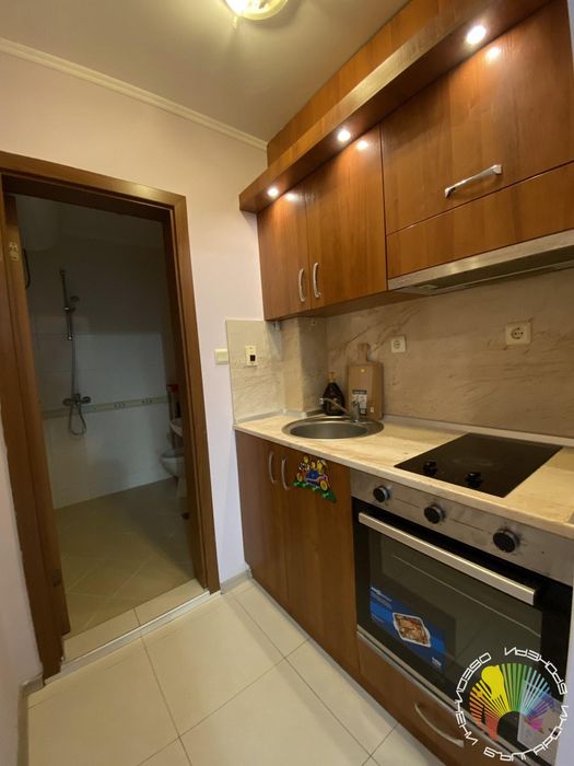 Дава се под наем Едностаен апартамент в Бургас, Славейков - 37 кв.м за 306 € - Снимка #4