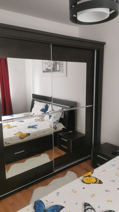 Apartament parter inalt, 2 camere, mobilat/utilat, loc de parcare si boxa la subsol incluse, Avantgarden Brasov.