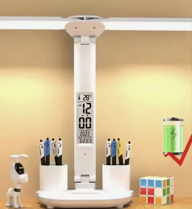 NOUTATE !!!  Lampă de birou multifuncțională .