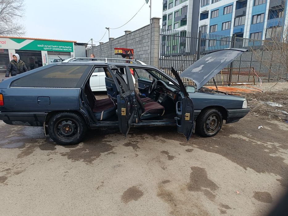 Продам Ауди 100 авант