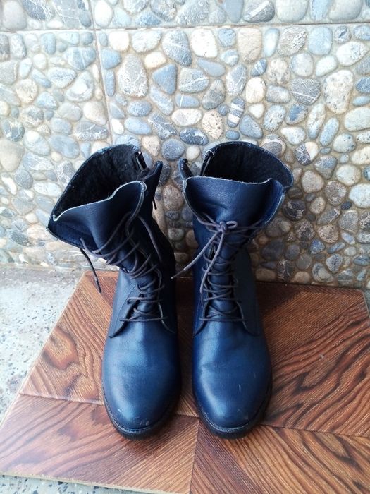 Ботушки със ток..