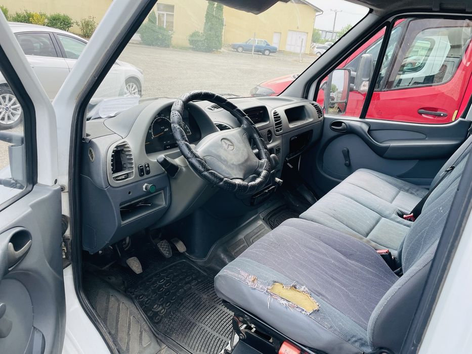 Mercedes Sprinter 413 prelara bena 4,5m punte pe dublu roti inmatriculata fiscal!!