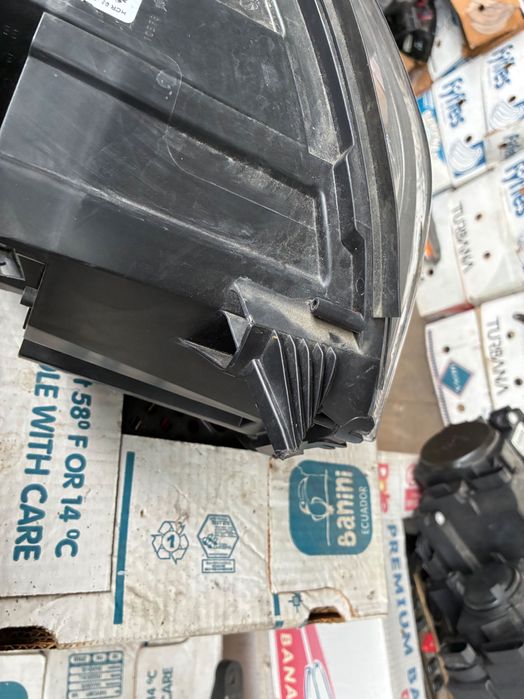 Ляв фар Peugeot Expert/ Пежо Експерт.