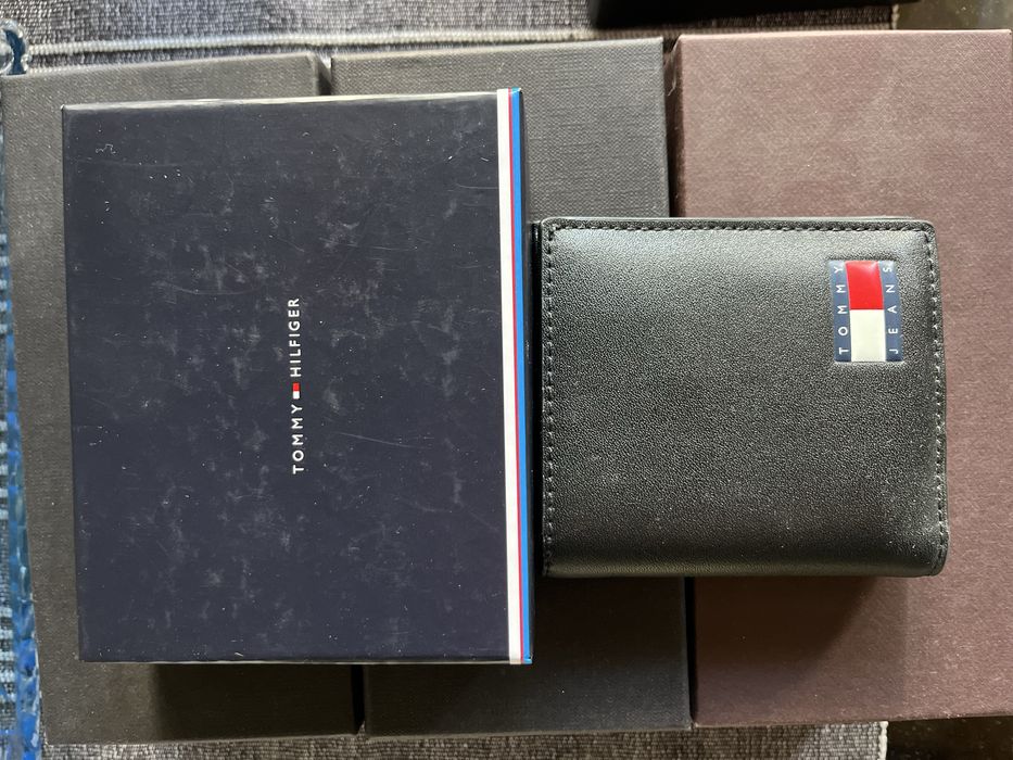 Продавам портфейли