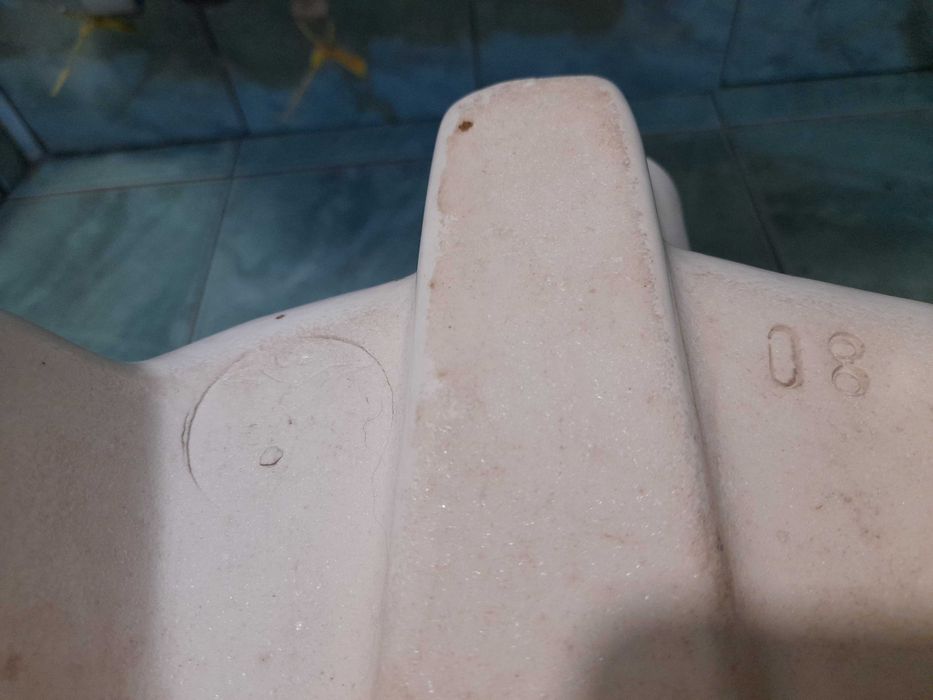 Порцеланова нова мивка от времето на соца