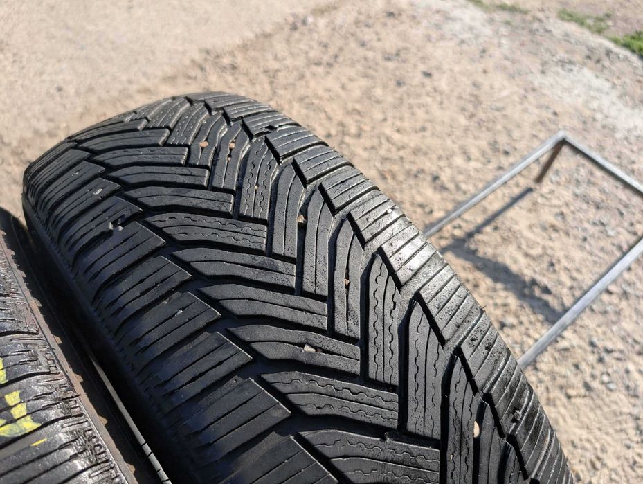205/60 R16 • Iarna • Michelin Alpin 6 96H | 2 buc | DOT 2022 | Pret/buc