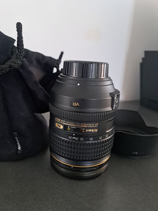 Lentila Nikon 24-120 f4.0 in stare buna D4