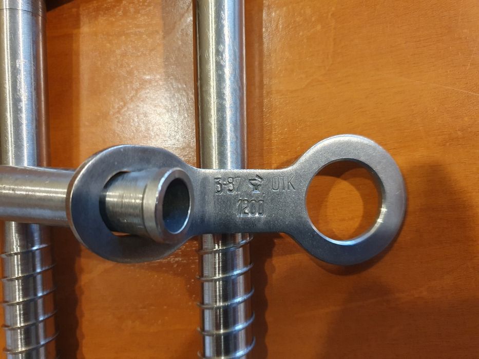 Cuie gheata rusesti din titan 18 cm