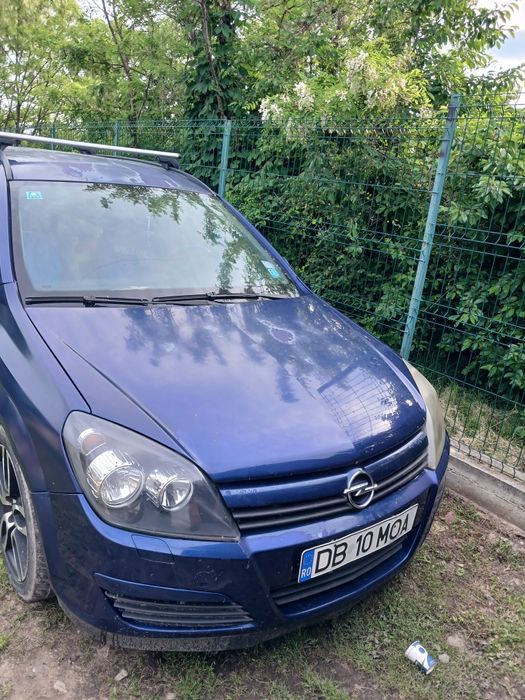 Vând Opel astra h  break 2005 motor 1.7 cdti