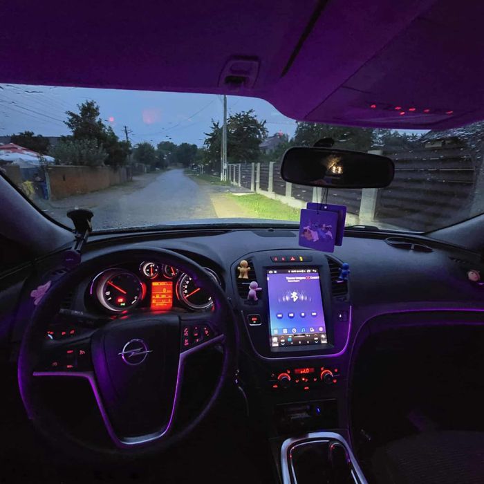 Opel Insignia 2.0 Diesel | 2012 | Dotări multe | Întreținută