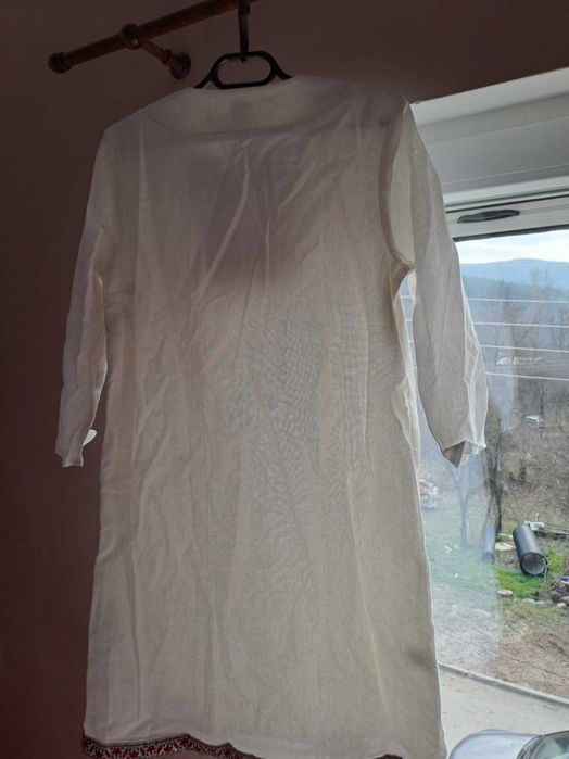 Нова рокля с народни мотиви – размер М