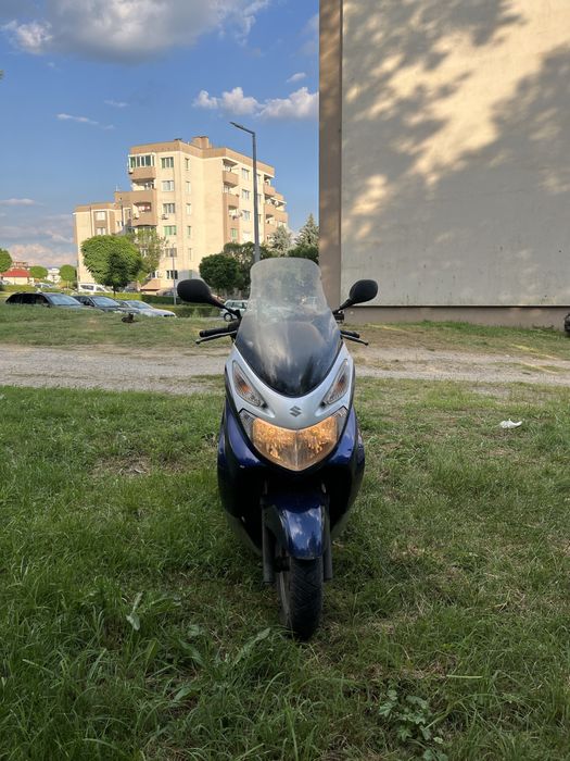 Suzuki burgman 150