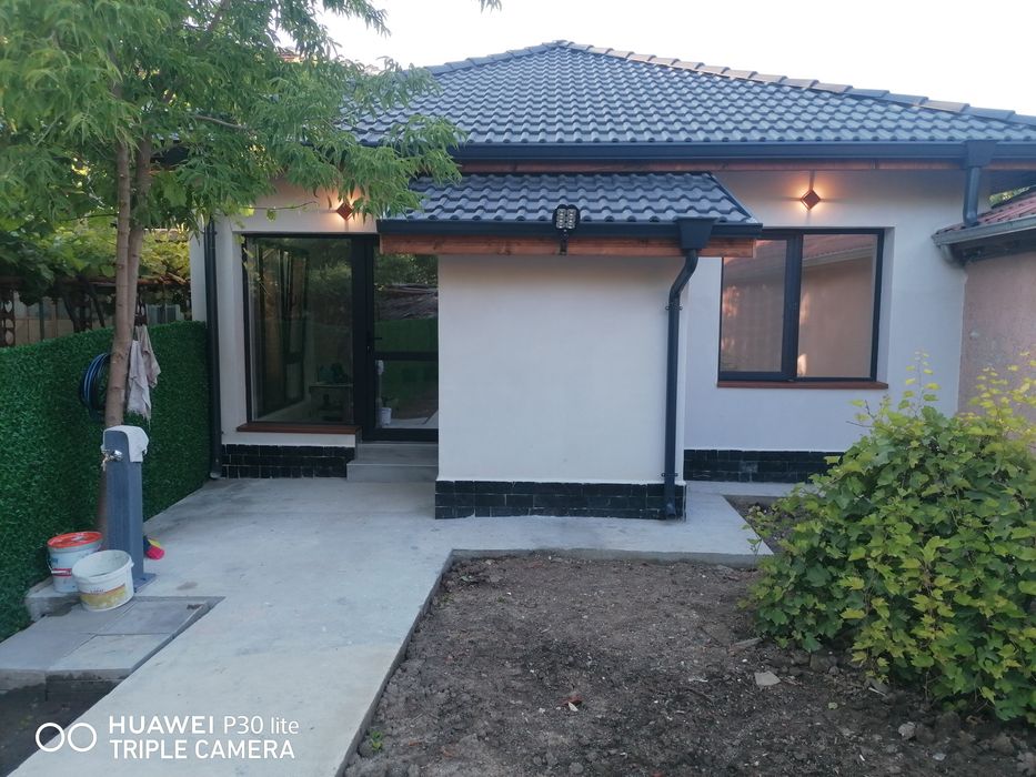 Продава се Къща в Добрич, Център - 80 кв.м за 2100 €/кв.м - Снимка #2