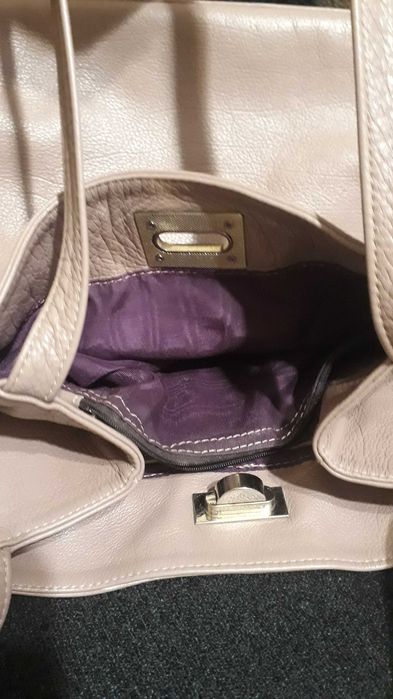 Poseta piele naturala