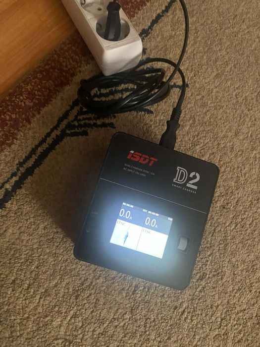 Isdt d2 charger