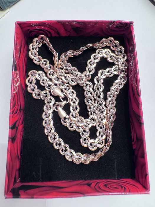 Продам цепь 10 грамм