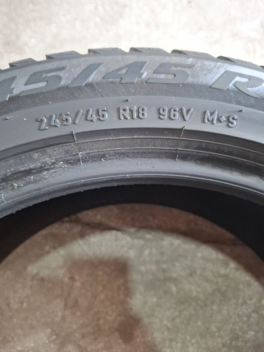 4 Зимни гуми Пирели 245/45/18 ДОТ24 7мм