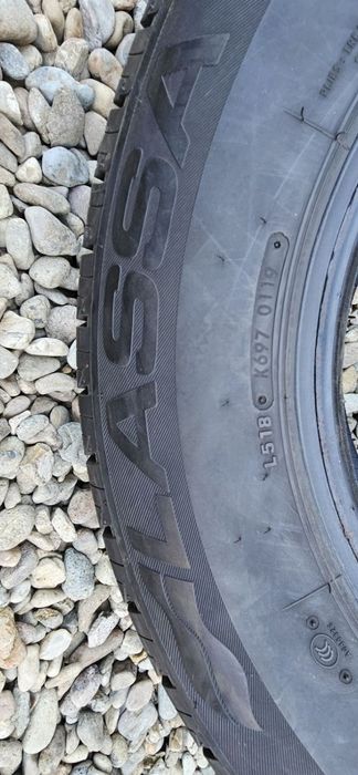 Anvelopa  Firestone 215/70 R15C 109/107 Lassa Vredestein 225/50 R17 98