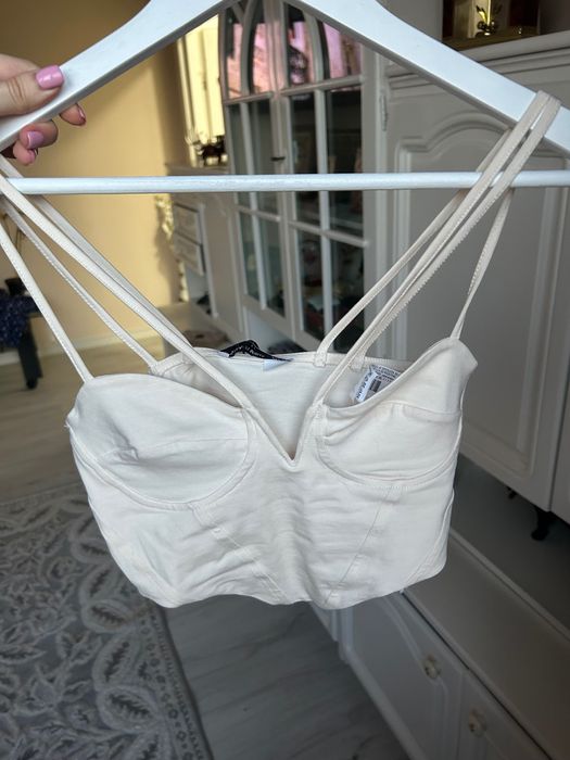 Top Stradivarius, nou, cu eticheta. XS