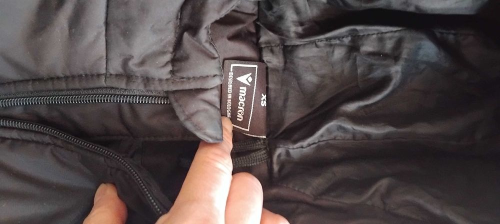 Зимно футболно яке Macron