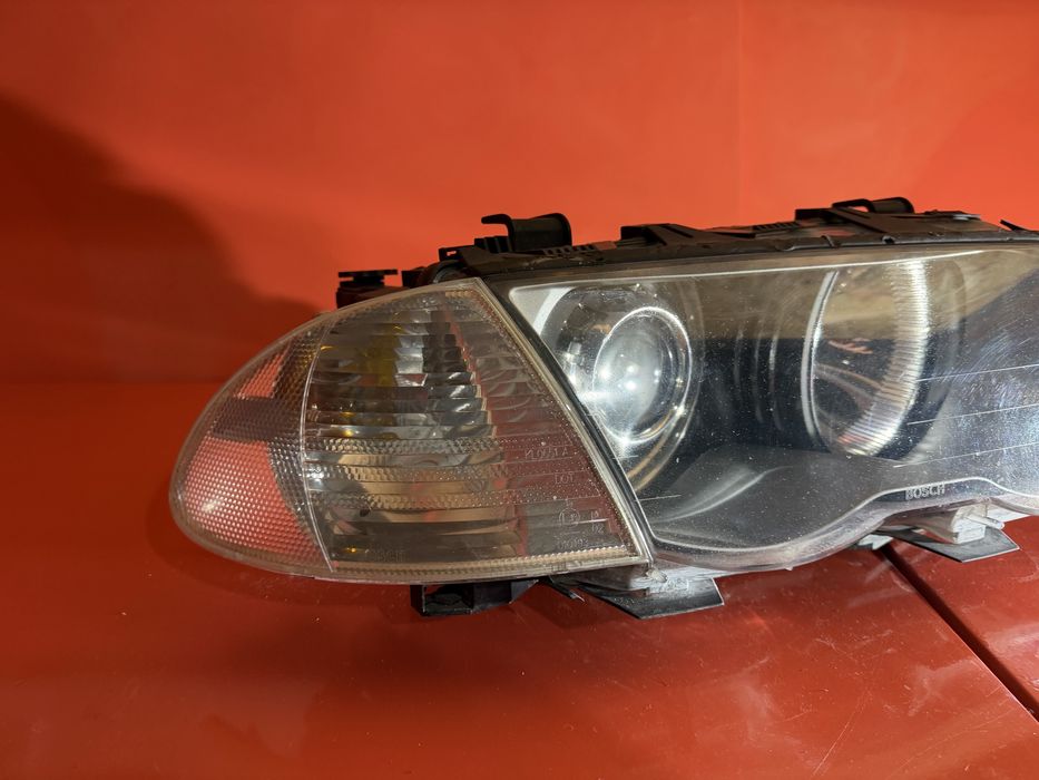 Десен ксенонов фар за BMW e46 Pre LCI Преди фейса