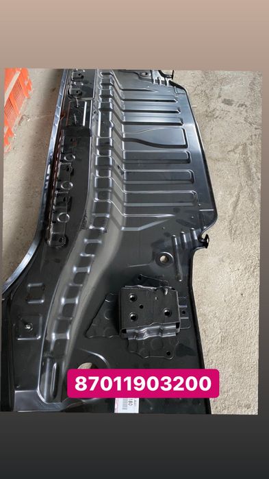 Решетка бампера на Тойота Камри 75