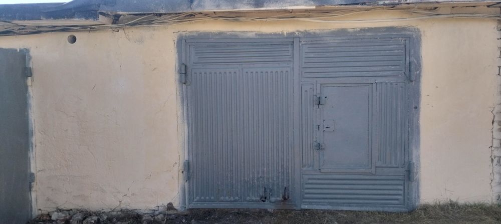 Продаются два горожа