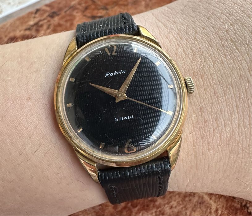 Сьветски механичен часовник Ракета  позлатена 20,балтика,60-70 години