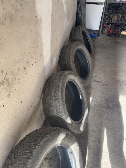 Зимни гуми 205/60/16