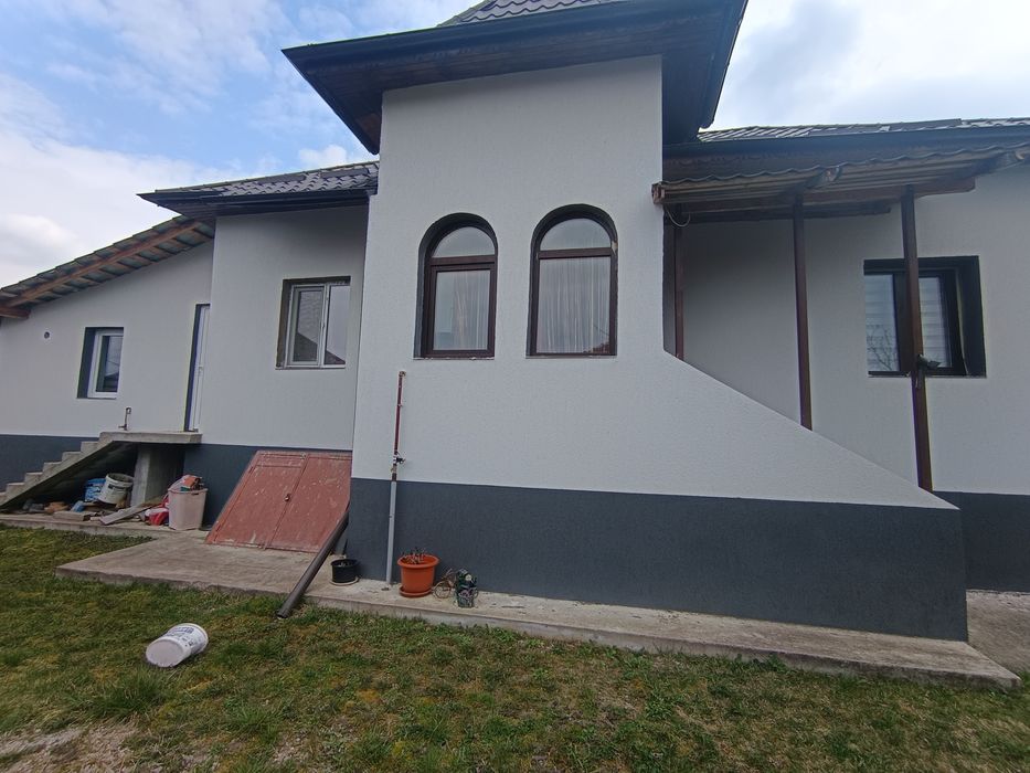 Casa 3 Camere Mihaiesti sat  Vacarea Jud Arges