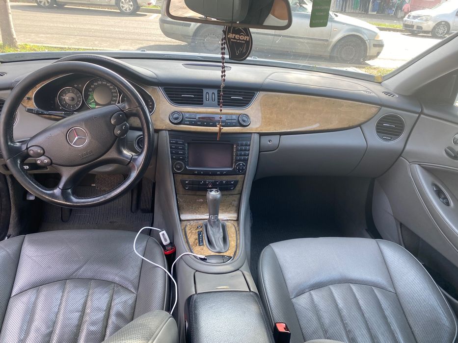 Vând Mercedes CLS 320 CDI