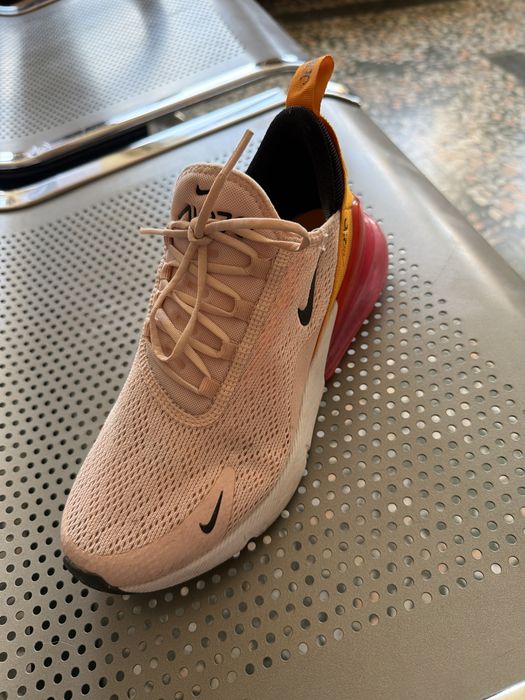 Маратонки nike air max 270
