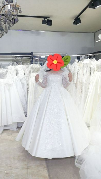 Келин куйлак бир марта кийилган янги обрчини кушиб бераман.350 $