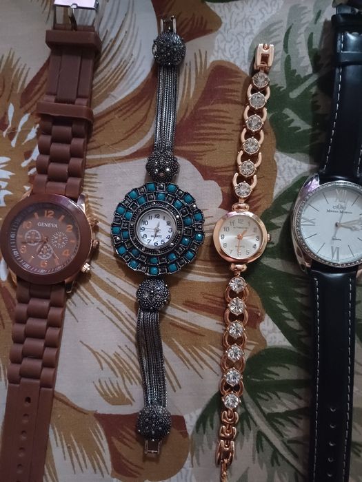 Фирменные Кварцевые часы Оригинал