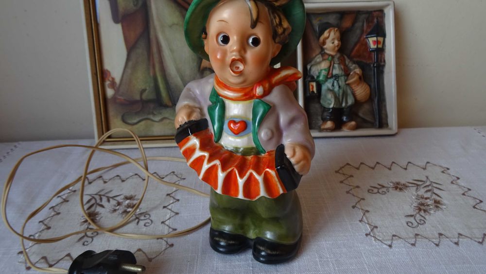 Оригинална настолна лампа - фигурка на Hummel