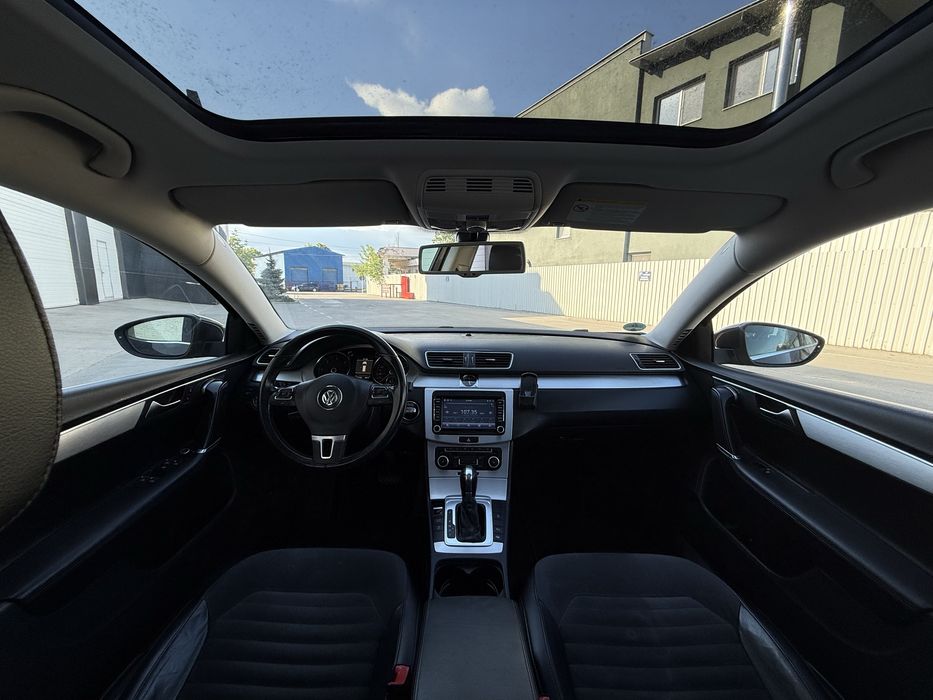 VW Pasat B7 2012