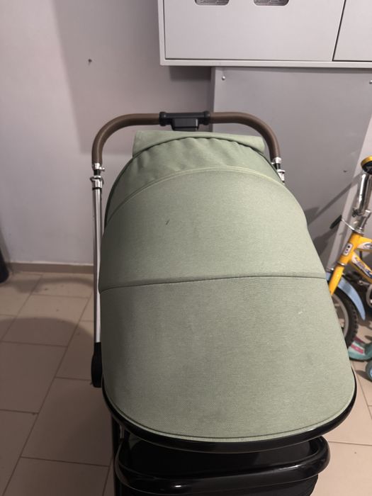 Коляска в хорошем состояние за 50000