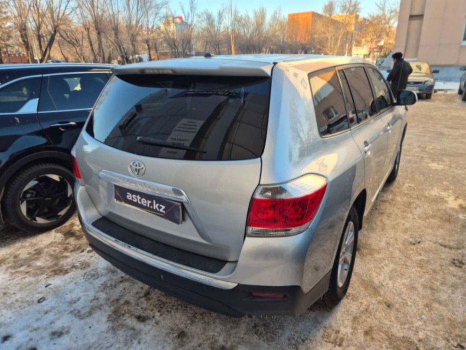 Тойота Хайландер