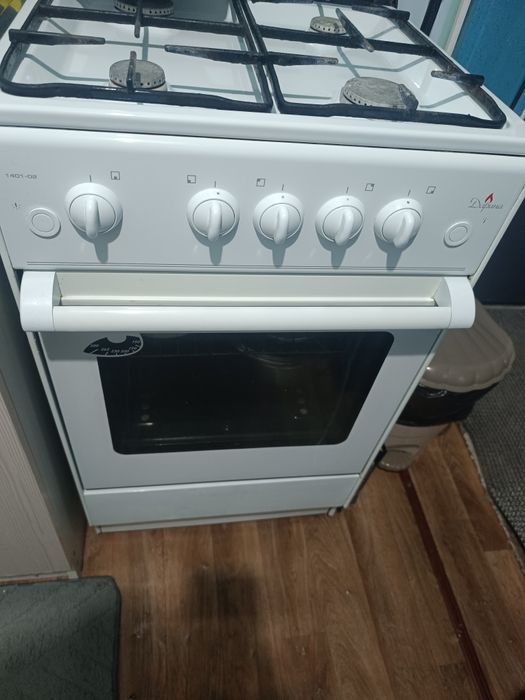 Продам Газ плиту
