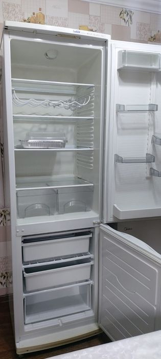 Продам холодильник