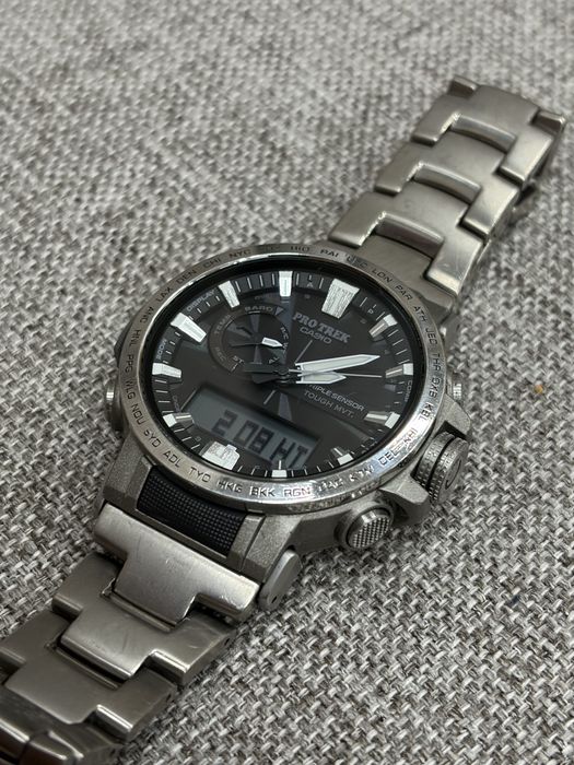 Наручные часы Casio Pro Trek PRW-60T