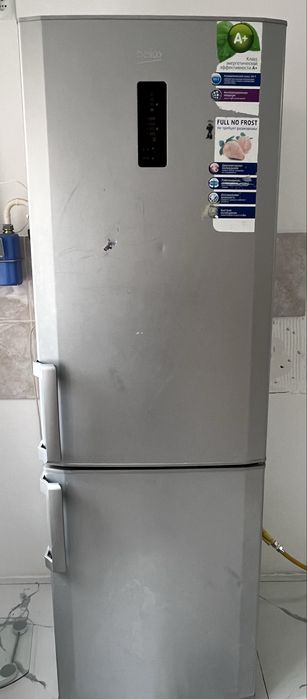 Холодильник сатылады